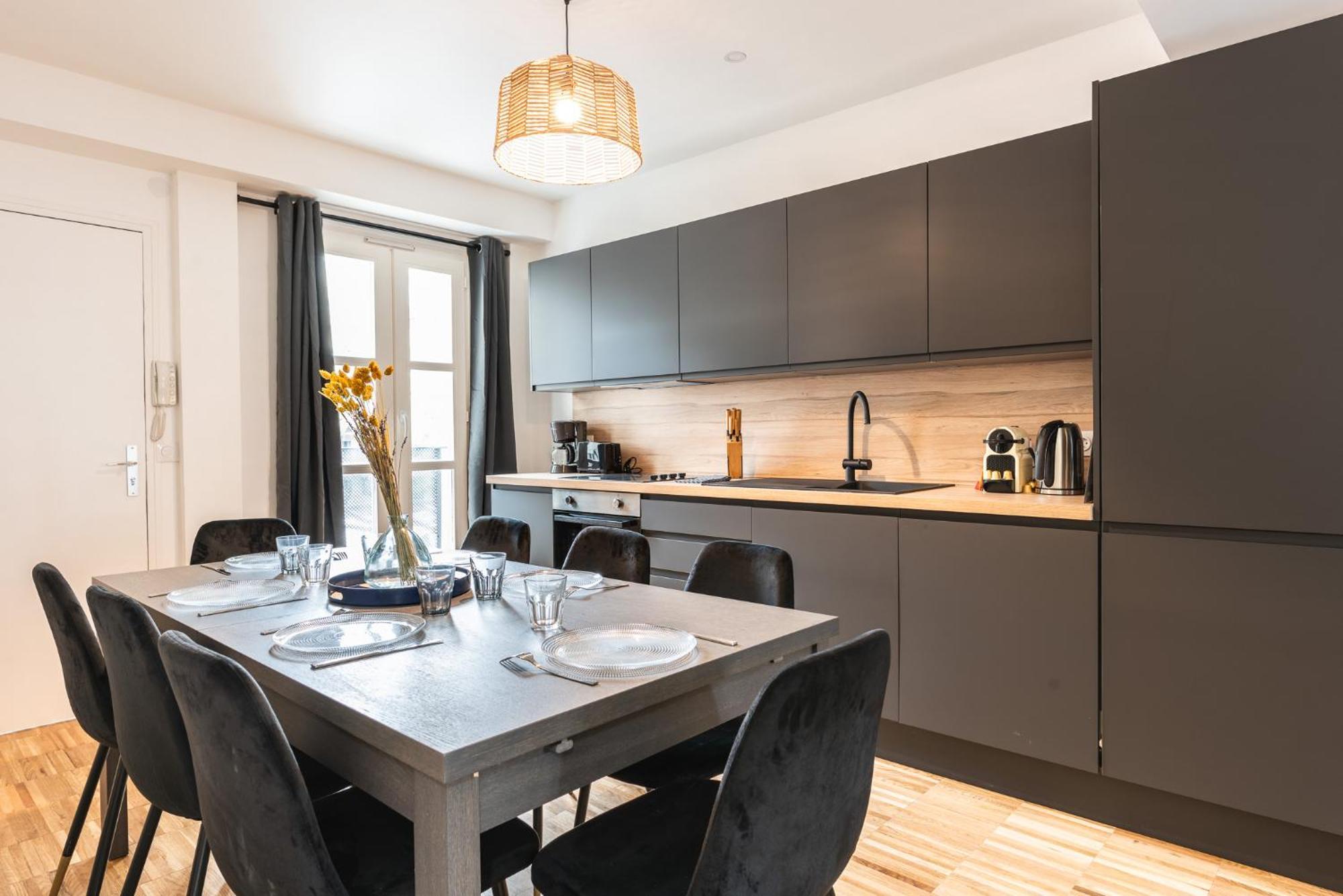 Cosy - 6 Guests - Buttes Chaumont Parc Appartement Parijs